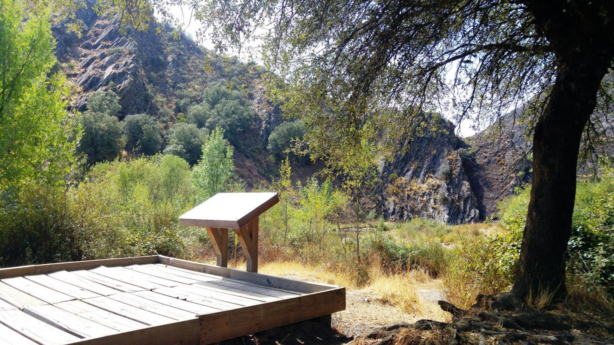Casa Con Piscina En Parque Nacional De Cabaneros Navas de Estena Exteriér fotografie